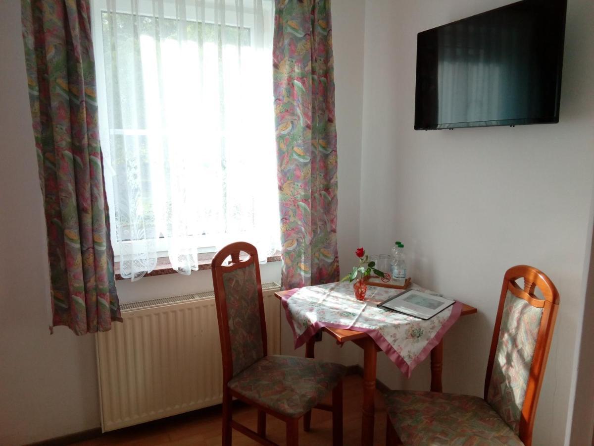 Pension Am Rosental Merseburg Buitenkant foto